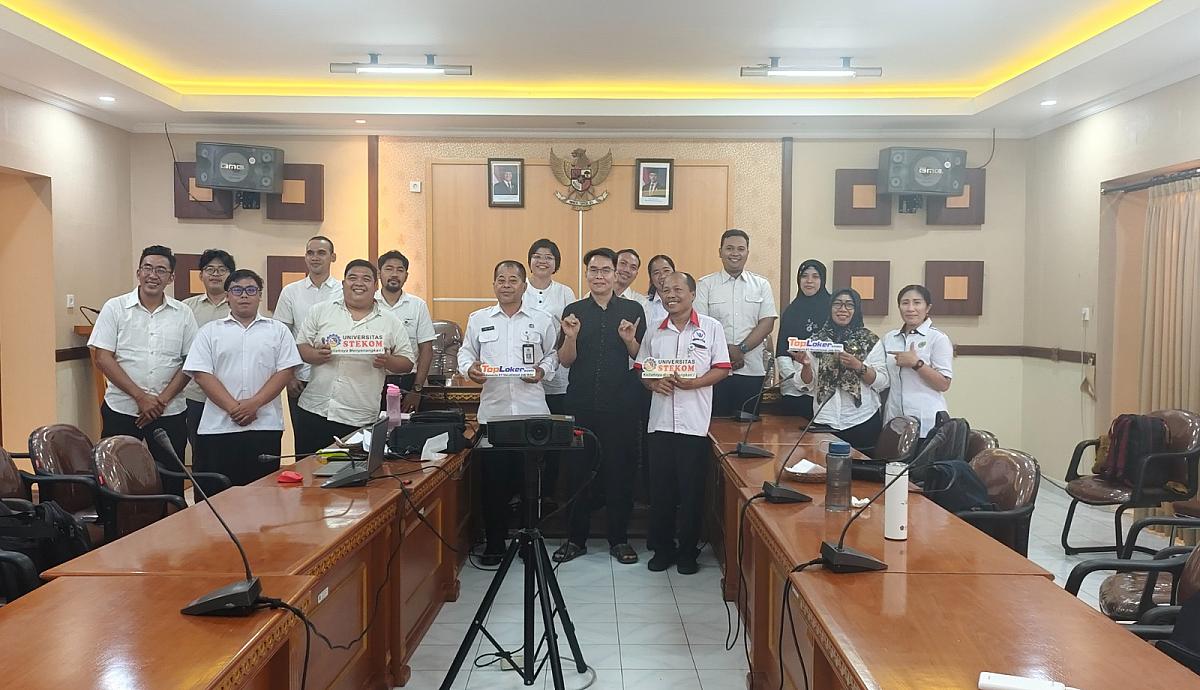 Pelatihan Guru SLB se-Bali dan Universitas STEKOM: Optimalkan TopLoker.com untuk Peluang Kerja Siswa Berkebutuhan Khusus